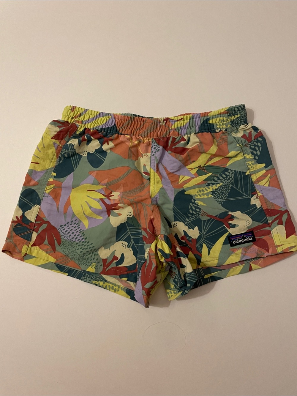 Patagonia Hawaiian Tropical Floral Print Shorts